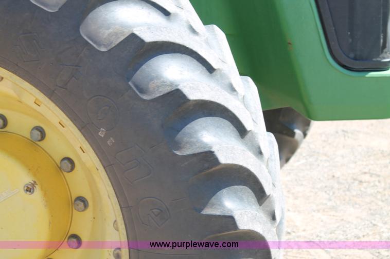 image for item C3895 2000 John Deere 8410 MFWD tractor