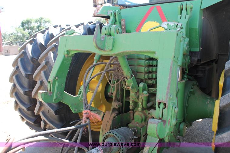 image for item C3895 2000 John Deere 8410 MFWD tractor