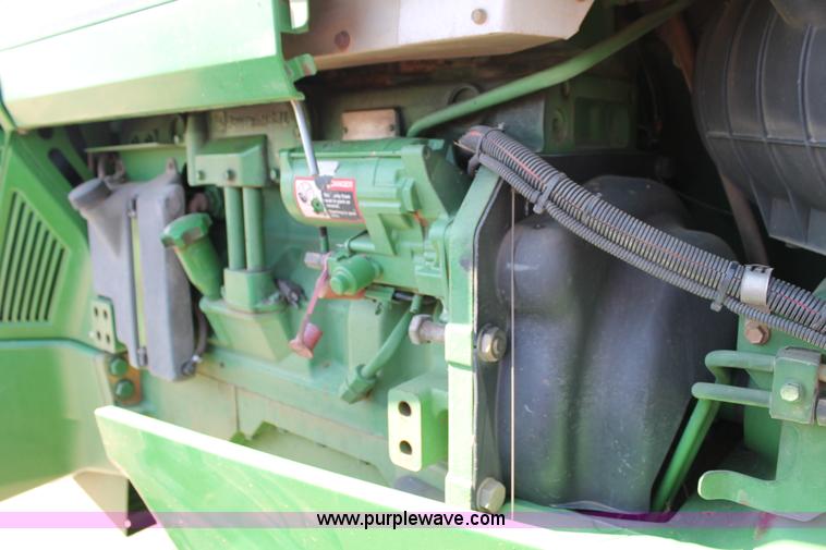 image for item C3895 2000 John Deere 8410 MFWD tractor