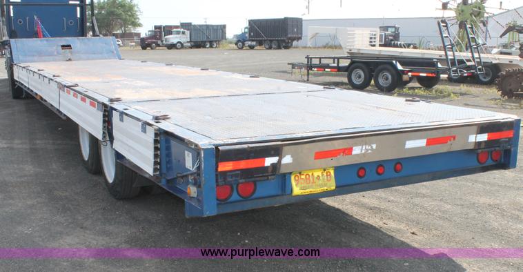 image for item C3903 2000 Wilson 4860T MUV-All trailer