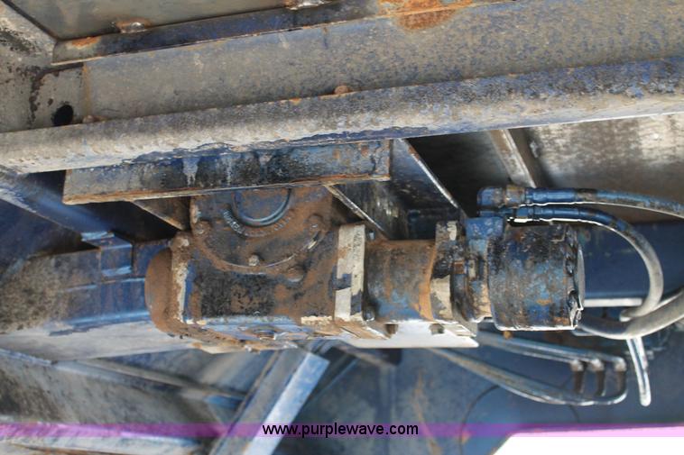 image for item C3903 2000 Wilson 4860T MUV-All trailer