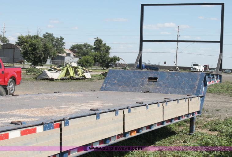 image for item C3903 2000 Wilson 4860T MUV-All trailer