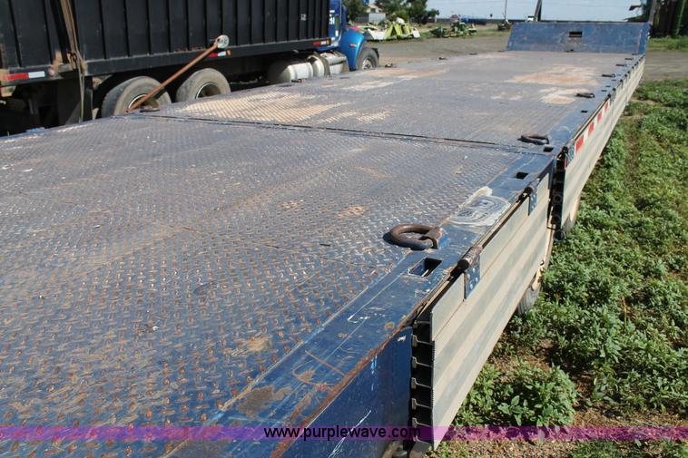 image for item C3903 2000 Wilson 4860T MUV-All trailer