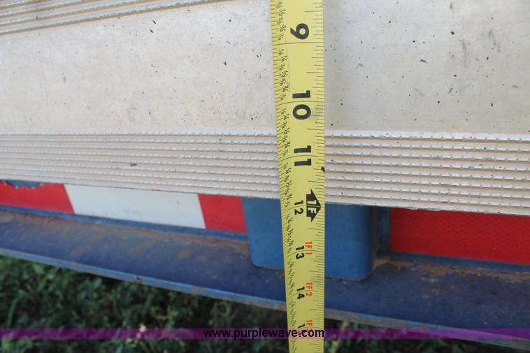 image for item C3903 2000 Wilson 4860T MUV-All trailer