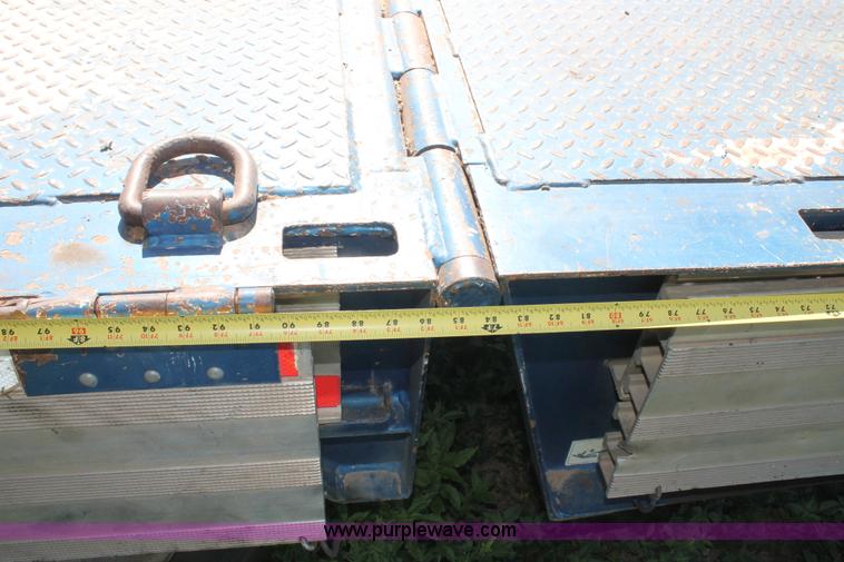 image for item C3903 2000 Wilson 4860T MUV-All trailer