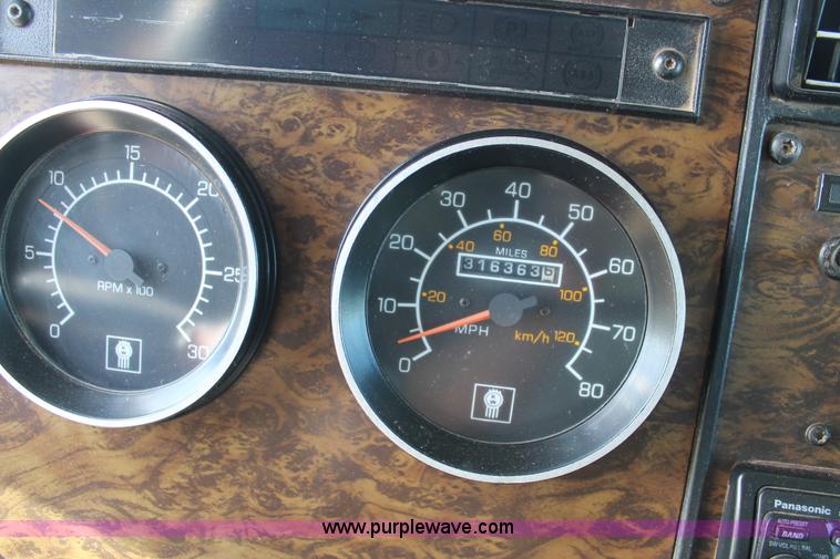 image for item C3904 1997 Kenworth T300 fuel truck