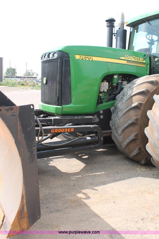 image for item C3906 2005 John Deere 9620 4WD tractor