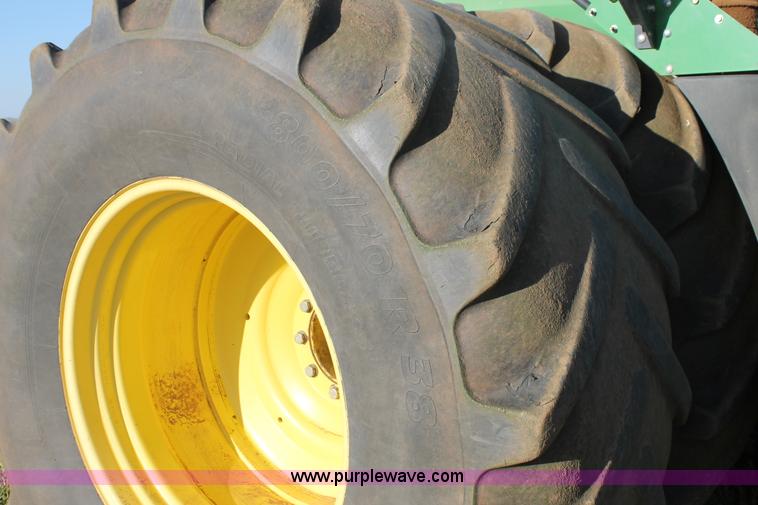 image for item C3906 2005 John Deere 9620 4WD tractor