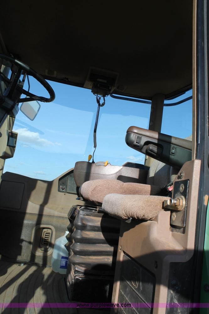 image for item C3906 2005 John Deere 9620 4WD tractor