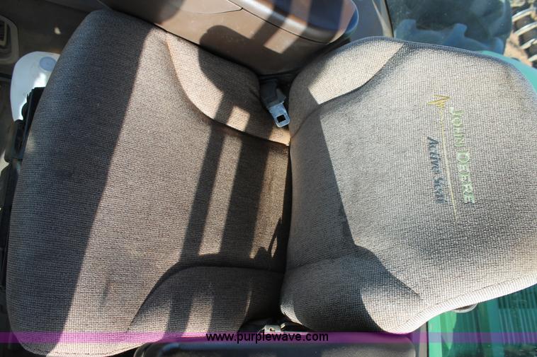 image for item C3906 2005 John Deere 9620 4WD tractor