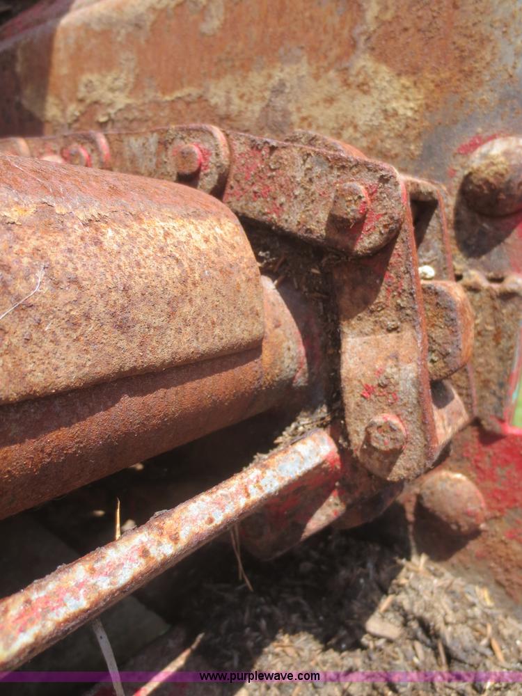 image for item D2105 BBI litter spreader