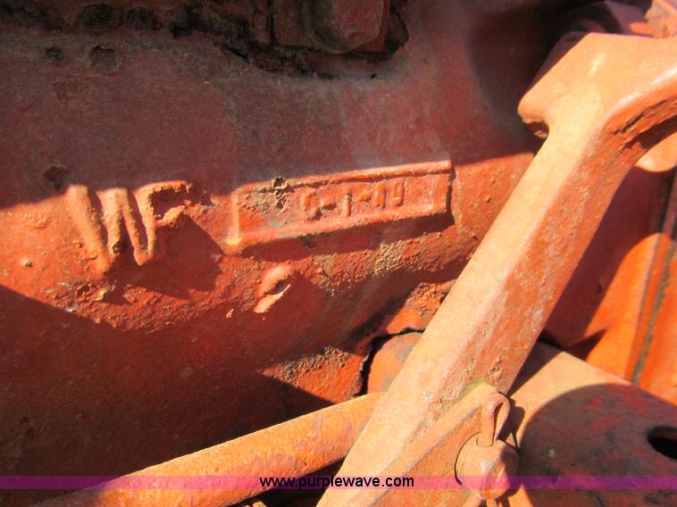 image for item E4914 Allis Chalmers C tractor