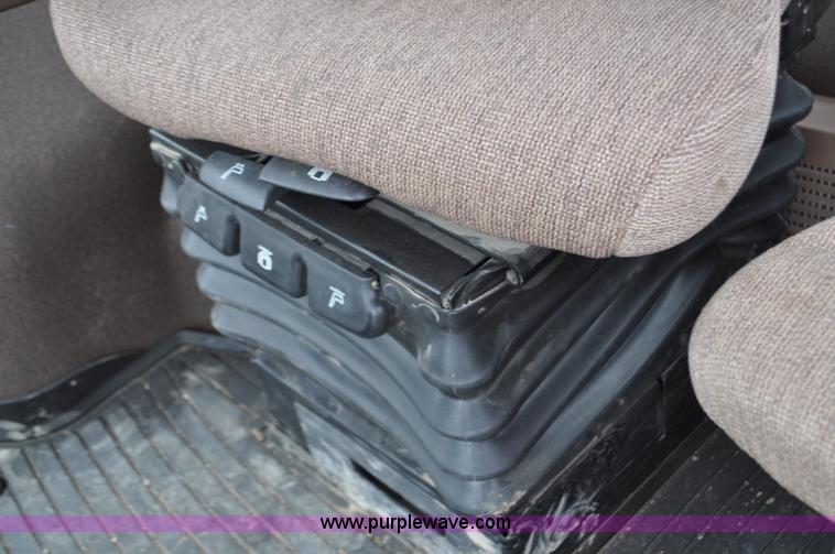 image for item F2019 2011 John Deere 9630T tractor