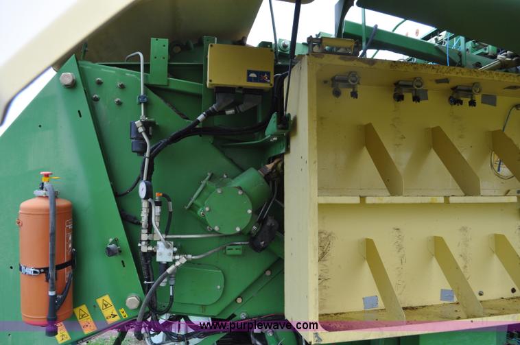 image for item F2020 2006 Krone Big Pack 1290 big square baler