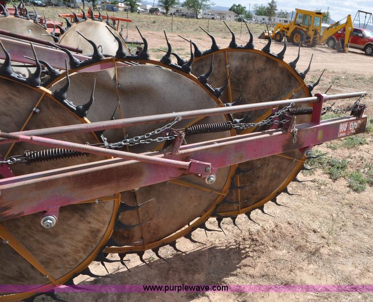 image for item F2022 Darf 950 hay rake