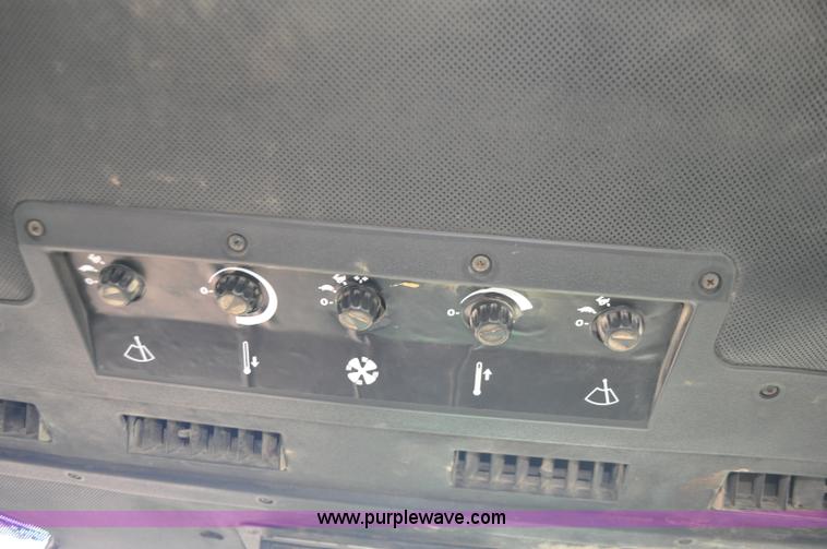 image for item F2027 1978 John Deere 4240 tractor