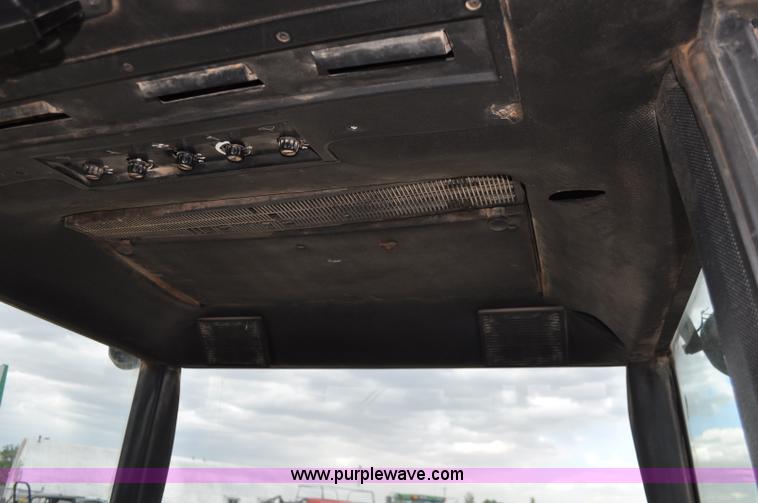 image for item F2027 1978 John Deere 4240 tractor