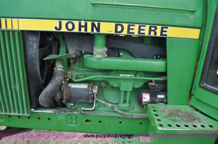image for item F2027 1978 John Deere 4240 tractor