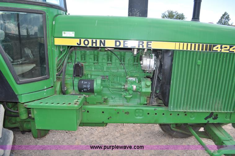 image for item F2027 1978 John Deere 4240 tractor