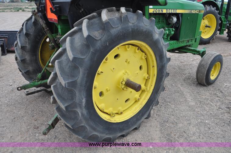 image for item F2027 1978 John Deere 4240 tractor
