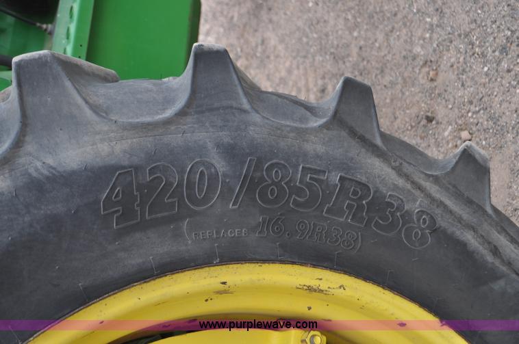 image for item F2027 1978 John Deere 4240 tractor