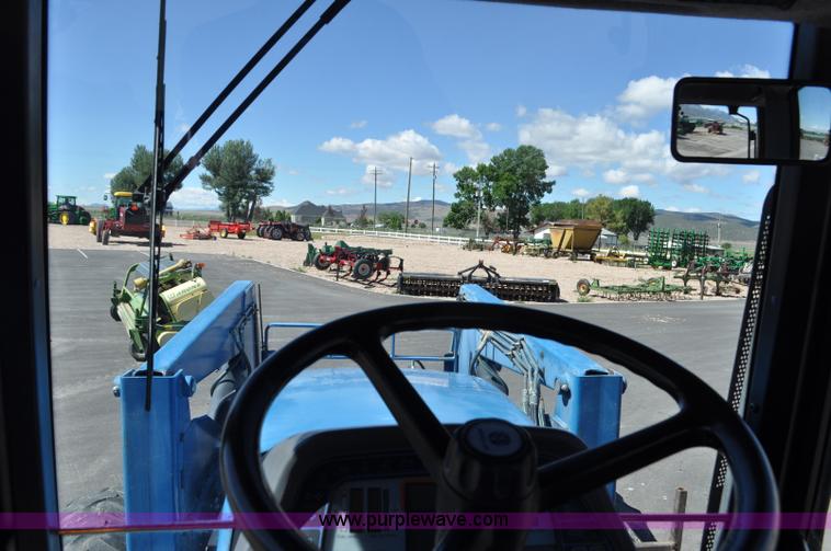 image for item F2029 1994 Ford 8670 MFWD tractor