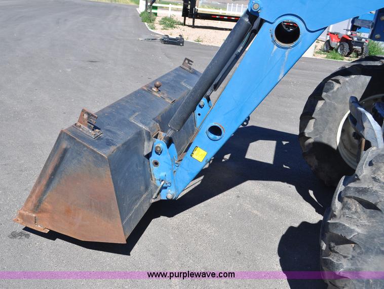 image for item F2029 1994 Ford 8670 MFWD tractor