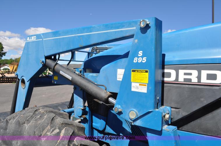 image for item F2029 1994 Ford 8670 MFWD tractor