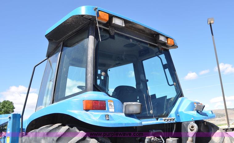 image for item F2029 1994 Ford 8670 MFWD tractor