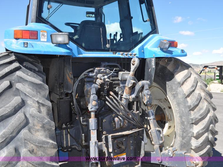 image for item F2029 1994 Ford 8670 MFWD tractor