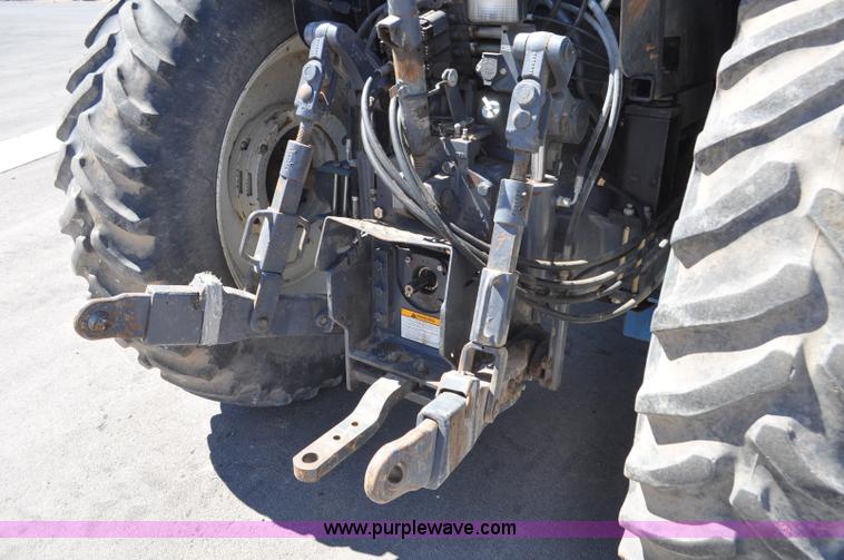 image for item F2029 1994 Ford 8670 MFWD tractor