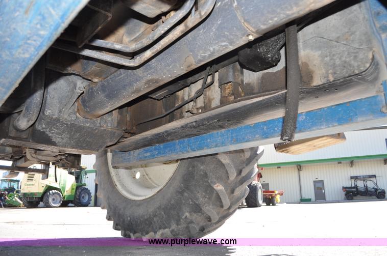 image for item F2029 1994 Ford 8670 MFWD tractor