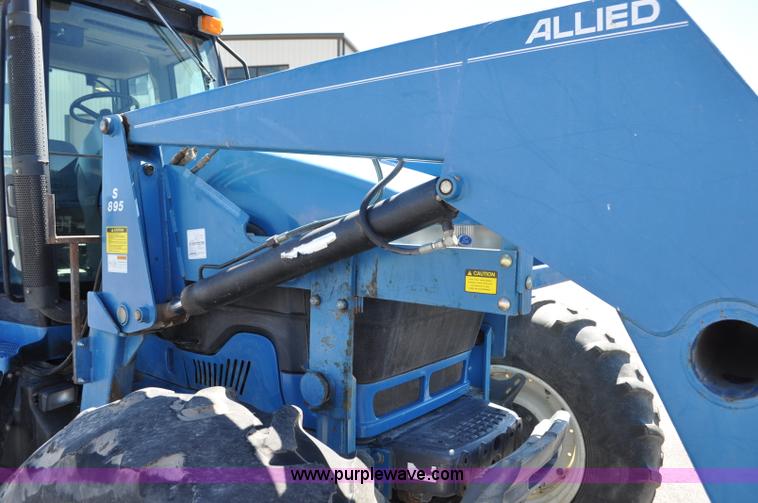 image for item F2029 1994 Ford 8670 MFWD tractor