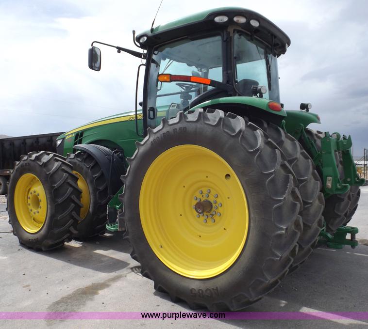 image for item F2033 2013 John Deere 8285R MFWD tractor