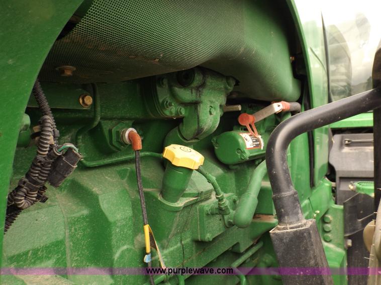 image for item F2033 2013 John Deere 8285R MFWD tractor
