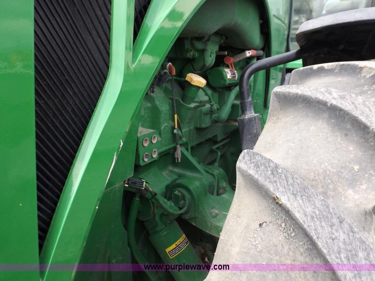 image for item F2033 2013 John Deere 8285R MFWD tractor