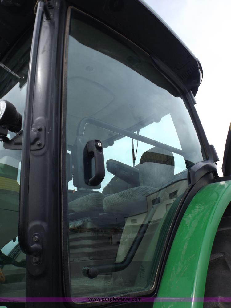 image for item F2033 2013 John Deere 8285R MFWD tractor