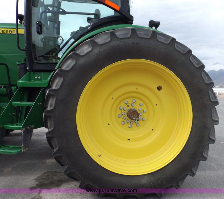 image for item F2033 2013 John Deere 8285R MFWD tractor