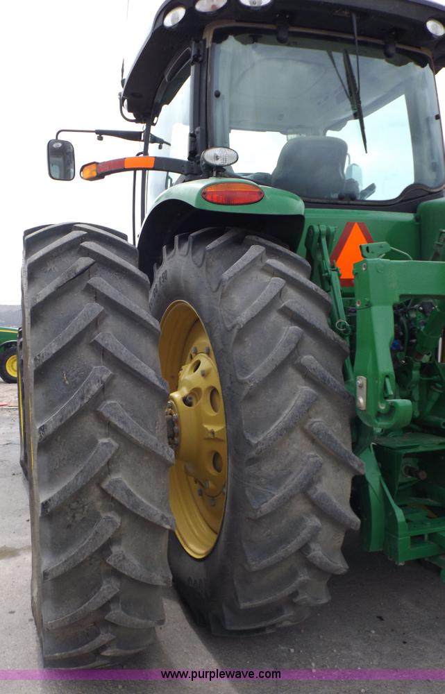 image for item F2033 2013 John Deere 8285R MFWD tractor