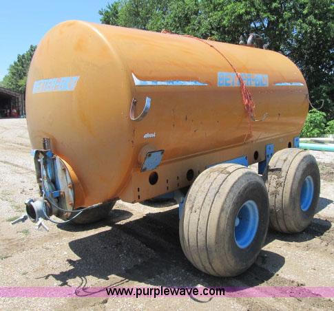 image for item F4939 Better Built 2500 honey wagon