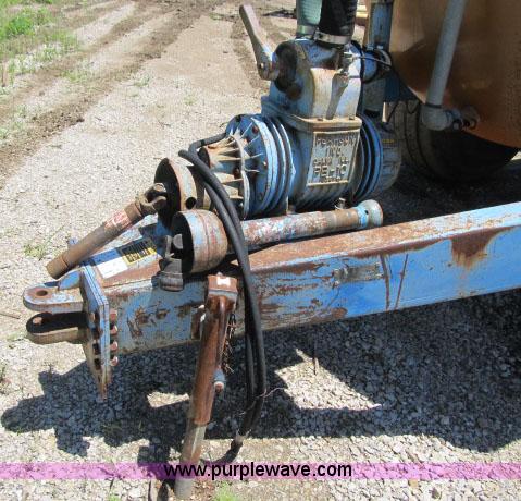 image for item F4939 Better Built 2500 honey wagon