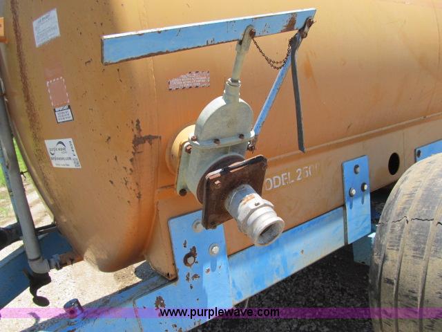 image for item F4939 Better Built 2500 honey wagon