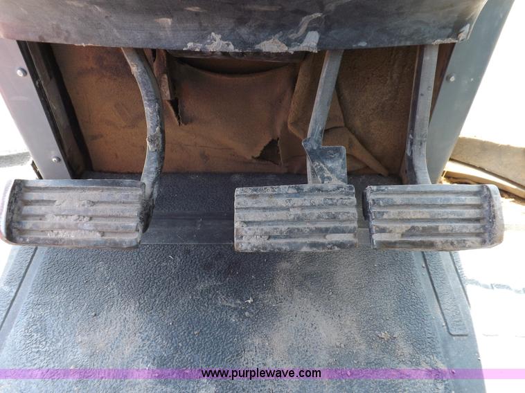 image for item H1802 1992 Case IH 7150 MFWD tractor