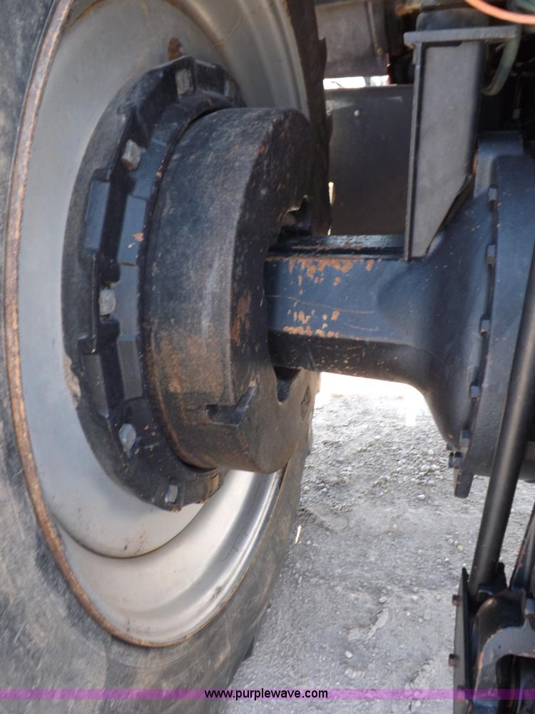 image for item H1802 1992 Case IH 7150 MFWD tractor