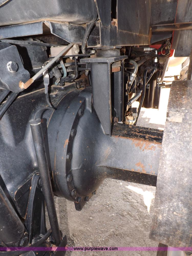 image for item H1802 1992 Case IH 7150 MFWD tractor