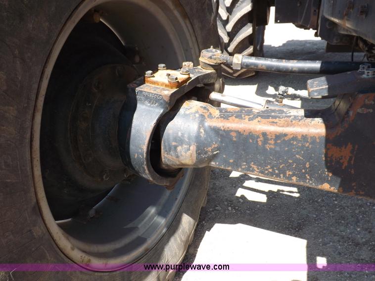 image for item H1802 1992 Case IH 7150 MFWD tractor