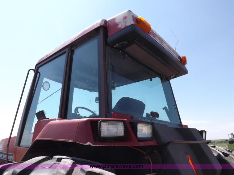 image for item H1802 1992 Case IH 7150 MFWD tractor