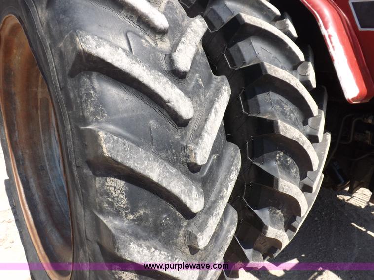 image for item H1802 1992 Case IH 7150 MFWD tractor