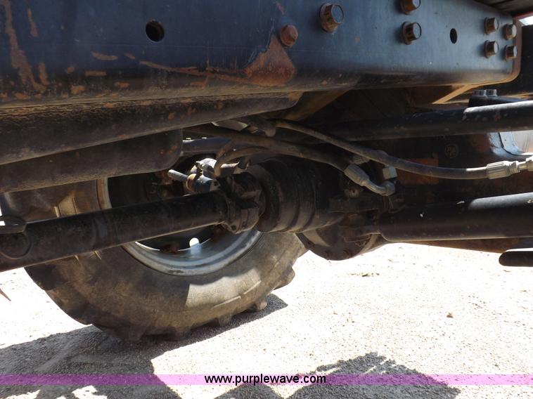 image for item H1802 1992 Case IH 7150 MFWD tractor