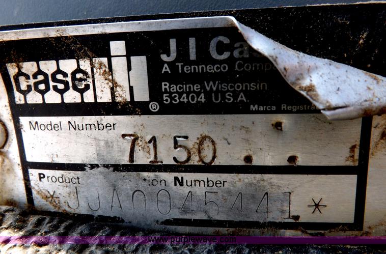 image for item H1802 1992 Case IH 7150 MFWD tractor